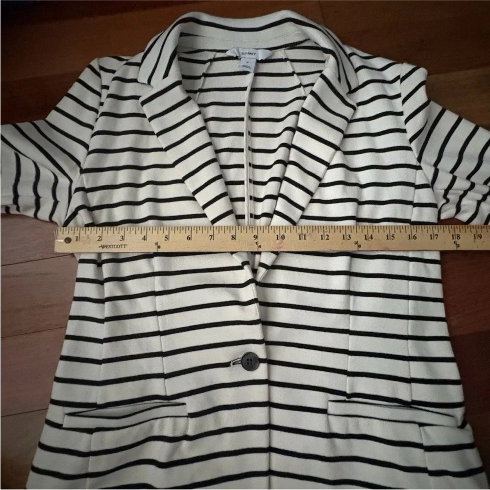 Old Navy Women's Long Sleeve Stripe Blazer Jacket Size M Stretch Nautical Preppy
